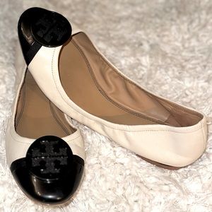 Tory Burch - Minnie Cap-Toe Flats - Beige/Black - 9.5US